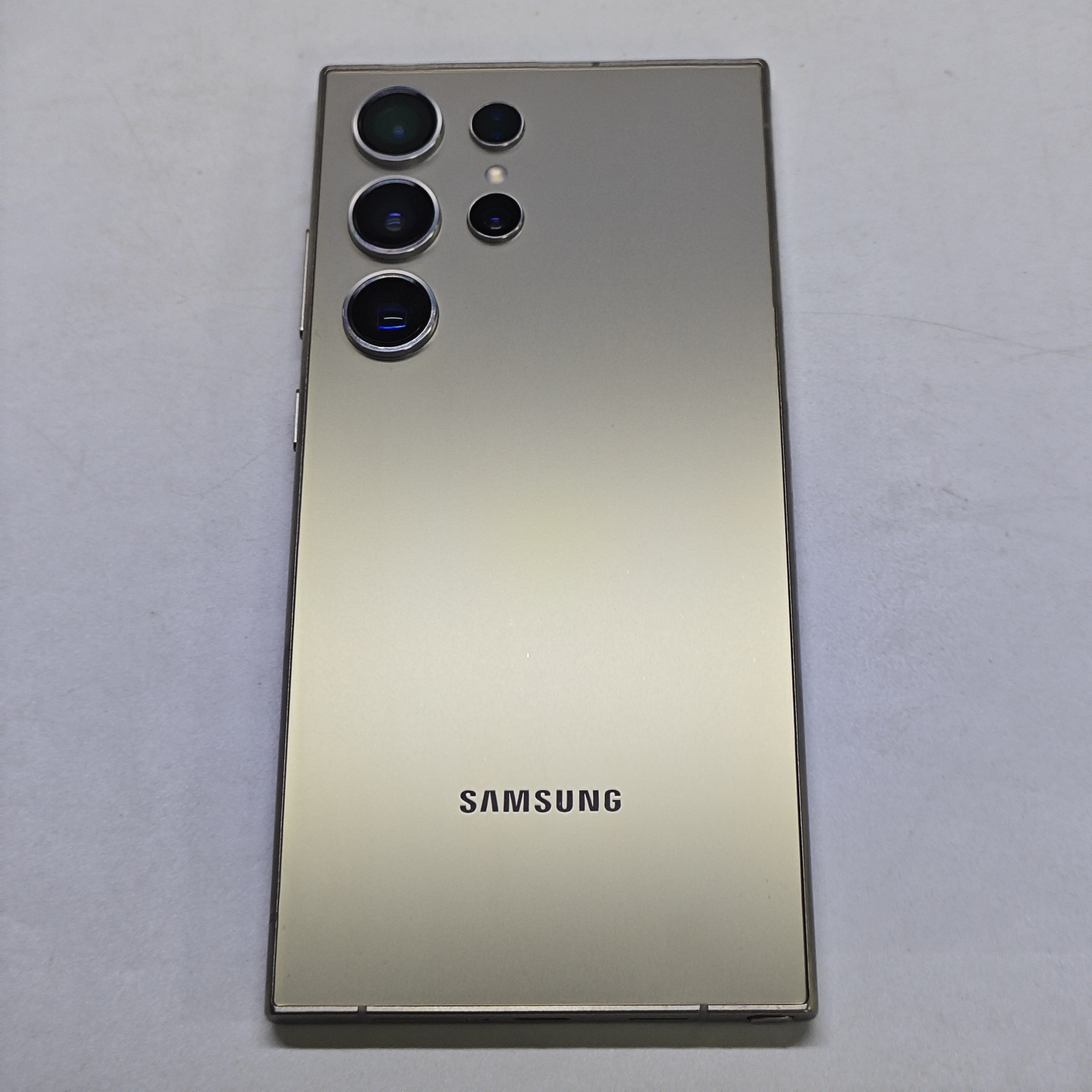 三星 Galaxy S24 Ultra
