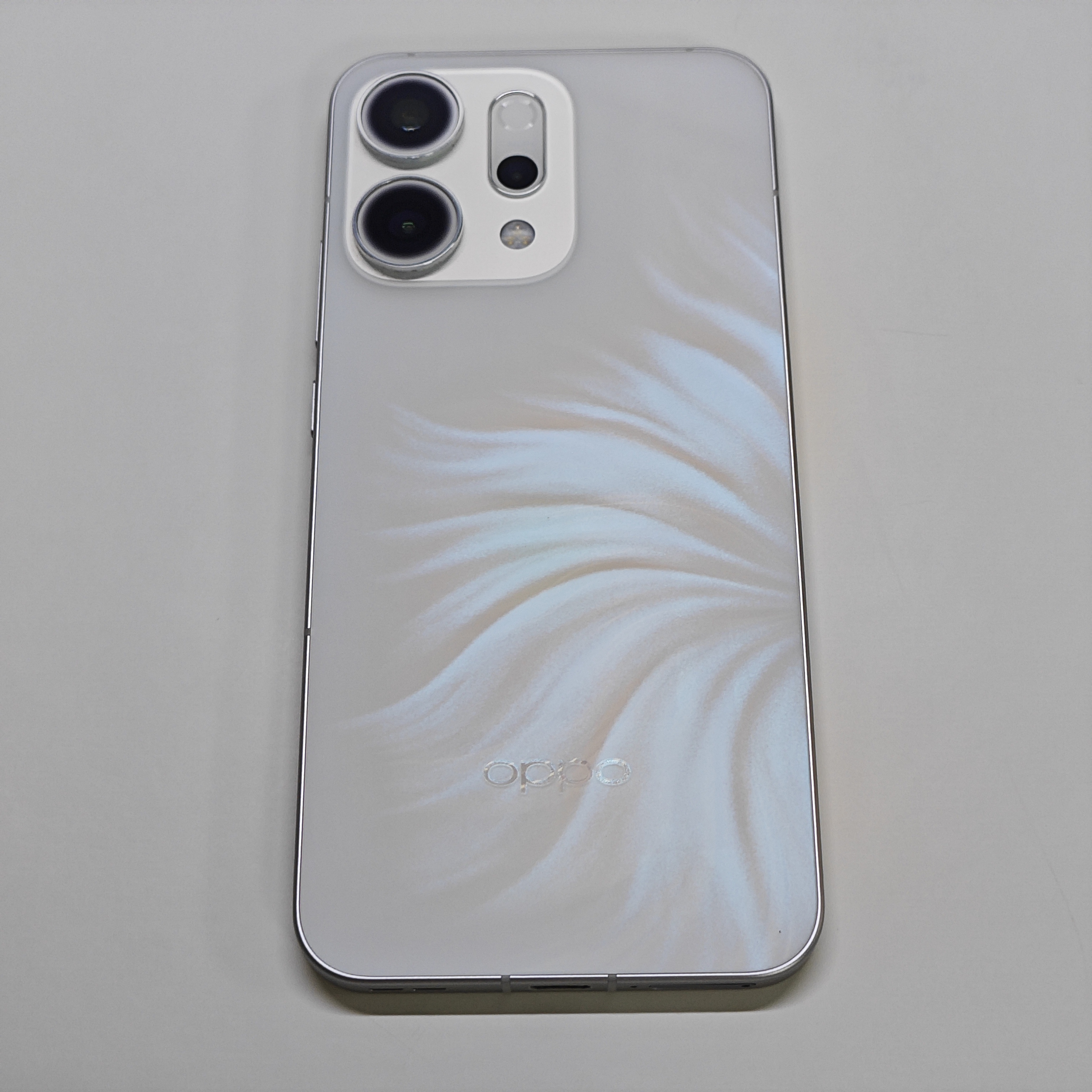OPPO Reno14