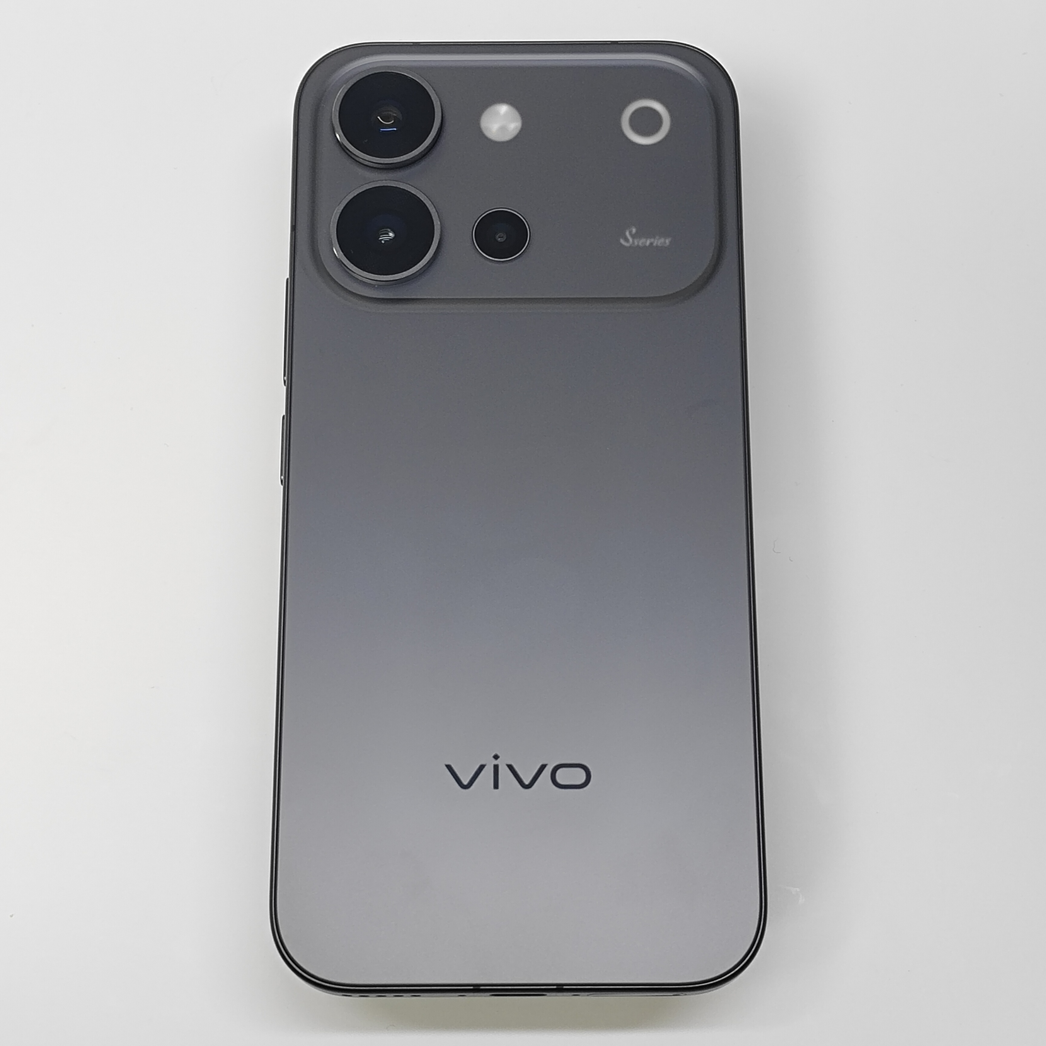 vivo S60